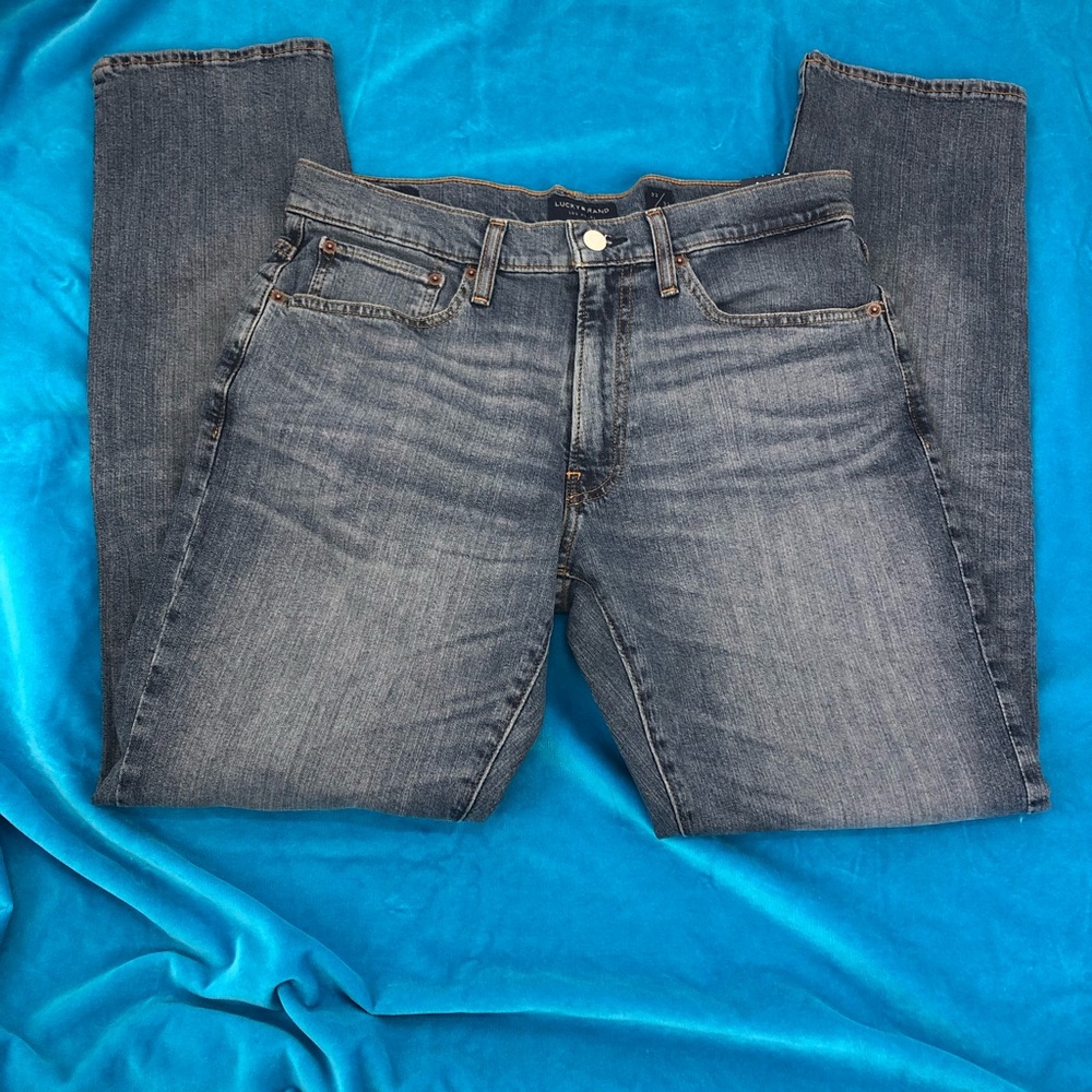 Lucky Brand 121 slim straight jeans 32/32 NWT
